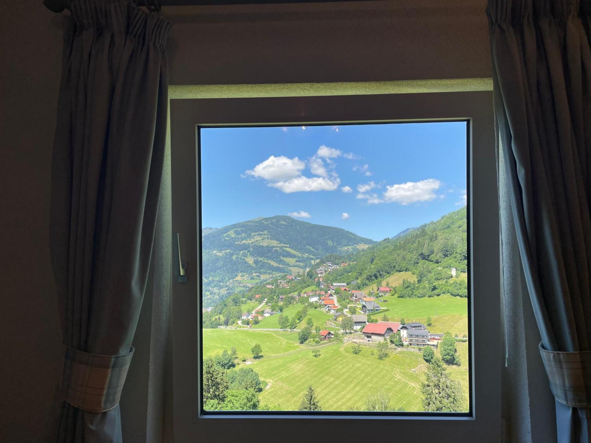 Landhaus Schonblick Apartman Radenthein Kültér fotó